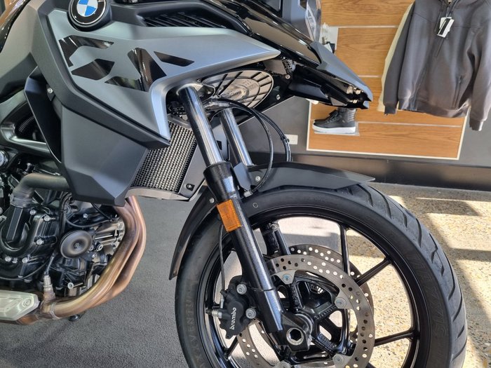 2026 BMW Motorrad F 800 GS TRIPLE BLACK BLACK STORM METALLIC