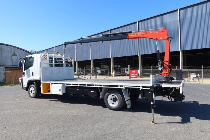 2009 Isuzu F Series FRR 600