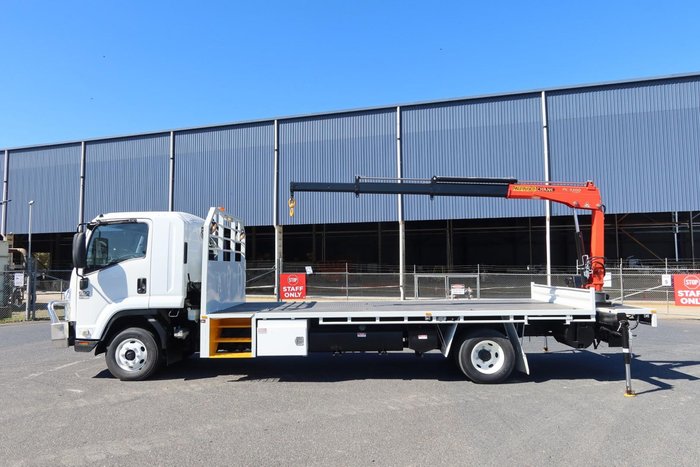 2009 Isuzu F Series FRR 600
