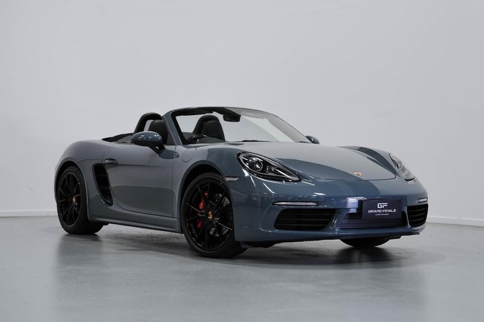 2016 Porsche 718