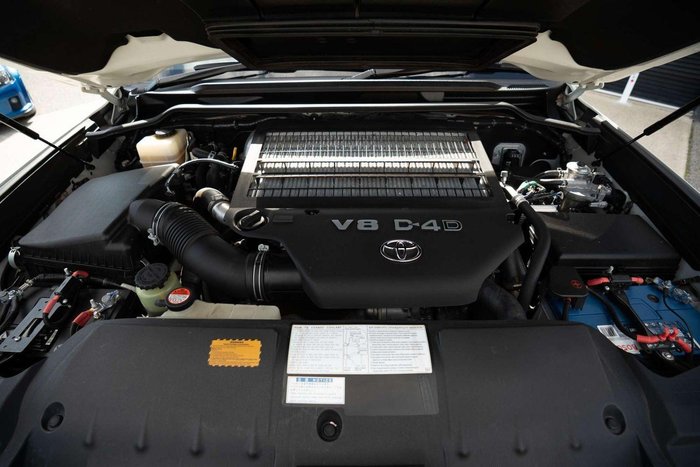 2016 Toyota Landcruiser
