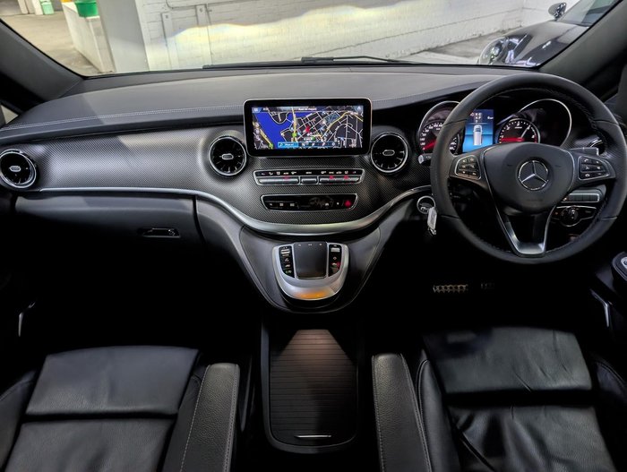 2024 Mercedes-Benz V-Class V300 d AMG Avantgarde