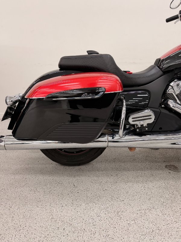 2020 INDIAN CHALLENGER LIMITED Black