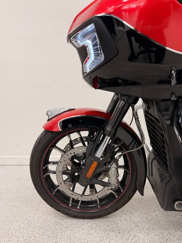 2020 INDIAN CHALLENGER LIMITED Black