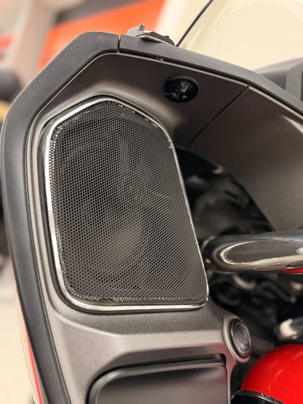 2020 INDIAN CHALLENGER LIMITED Black