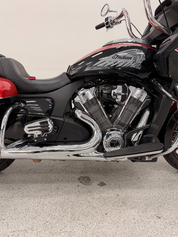 2020 INDIAN CHALLENGER LIMITED Black
