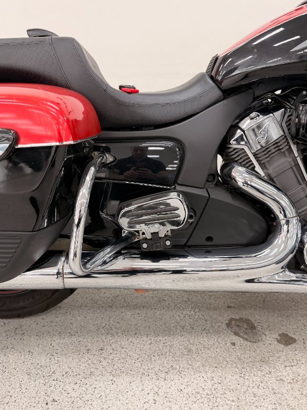 2020 INDIAN CHALLENGER LIMITED Black