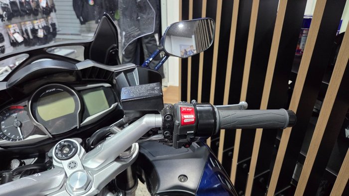2026 Yamaha FJR1300AE BLUE