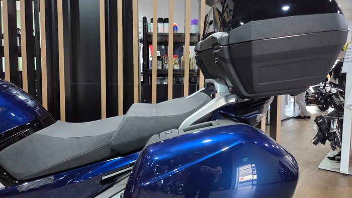 2026 Yamaha FJR1300AE BLUE