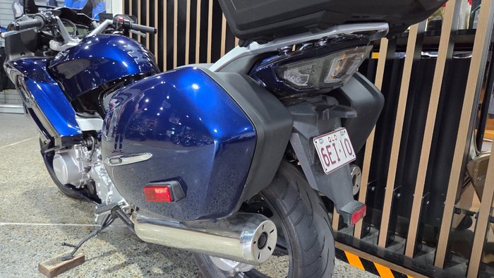2026 Yamaha FJR1300AE BLUE