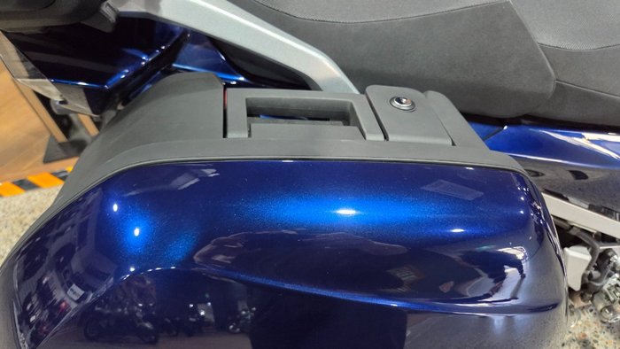 2026 Yamaha FJR1300AE BLUE