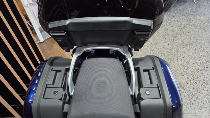 2026 Yamaha FJR1300AE BLUE