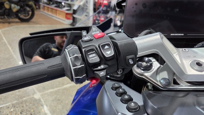 2026 BMW Motorrad 2026 BMW 1300CC R 1300 RT Impulse BLUE