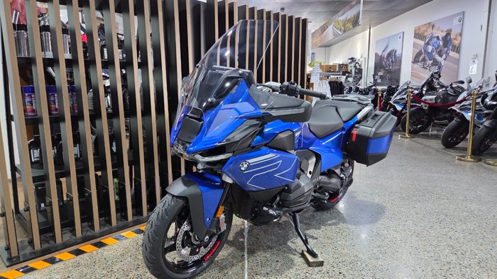 2026 BMW Motorrad 2026 BMW 1300CC R 1300 RT Impulse BLUE
