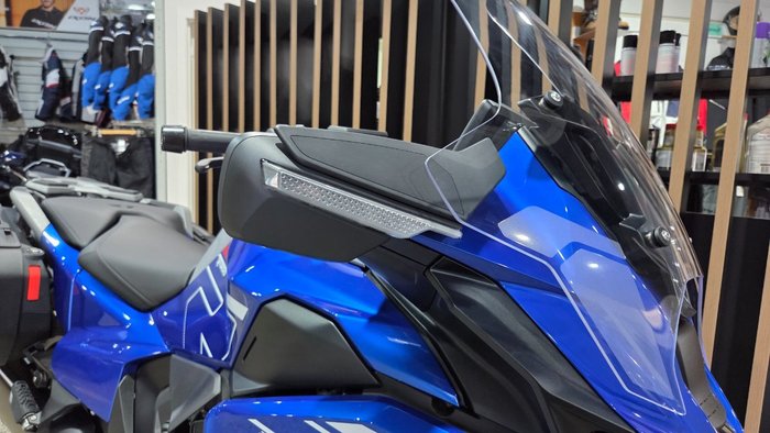 2026 BMW Motorrad 2026 BMW 1300CC R 1300 RT Impulse BLUE