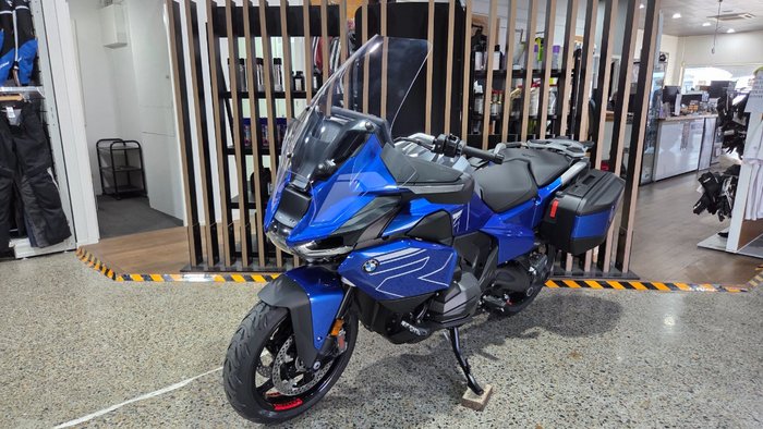2026 BMW Motorrad 2026 BMW 1300CC R 1300 RT Impulse BLUE