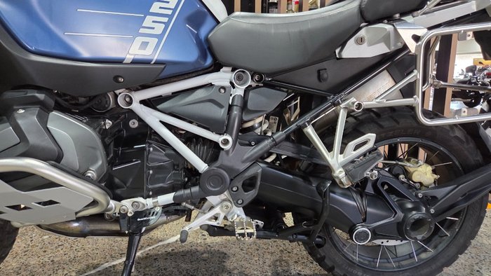 2023 BMW Motorrad R 1250 GS ADVENTURE TROPHY GRAVITYBLUE METALLIC