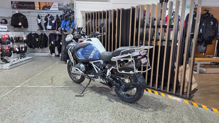 2023 BMW Motorrad R 1250 GS ADVENTURE TROPHY GRAVITYBLUE METALLIC