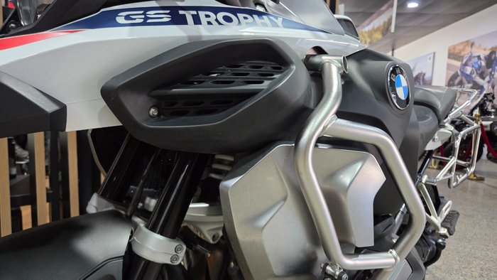 2023 BMW Motorrad R 1250 GS ADVENTURE TROPHY GRAVITYBLUE METALLIC