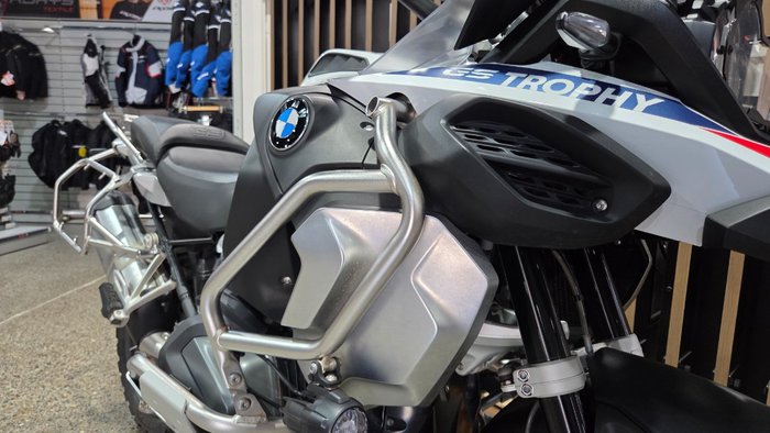 2023 BMW Motorrad R 1250 GS ADVENTURE TROPHY GRAVITYBLUE METALLIC