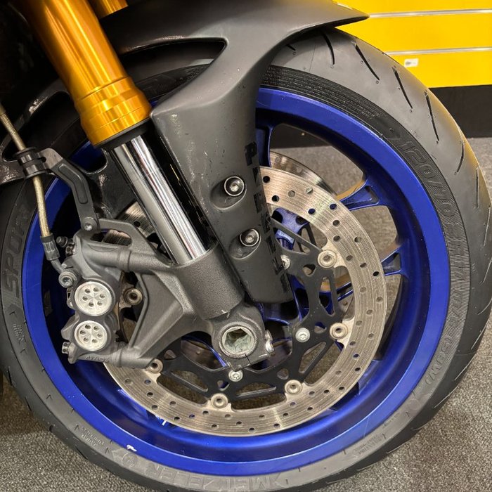 2016 Yamaha YZF-R1 Blue