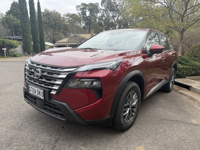 2026 Nissan X-TRAIL ST