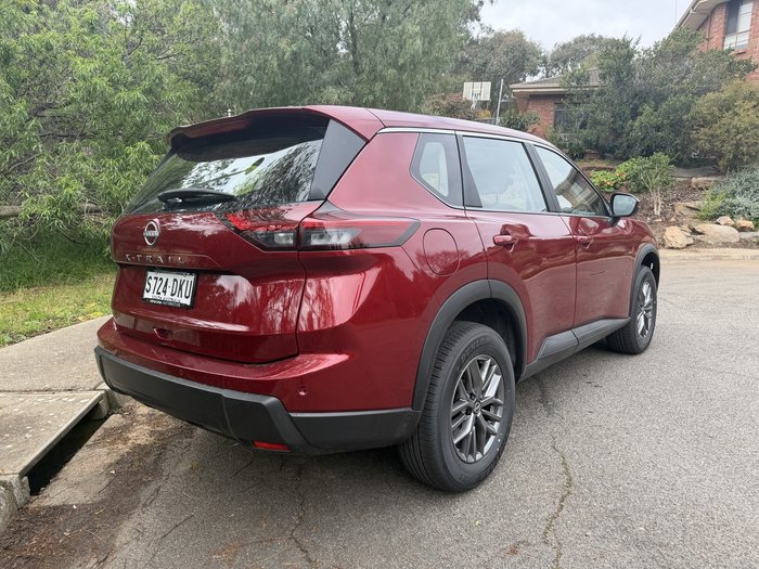 2026 Nissan X-TRAIL ST
