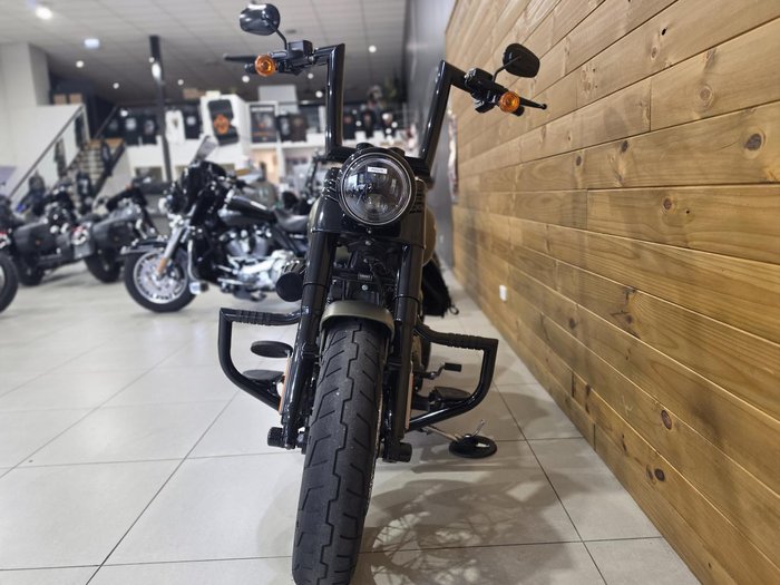 2017 Harley-Davidson Softail Slim S (FLSS)