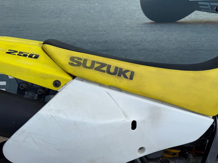2004 Suzuki DR-Z250 Yellow