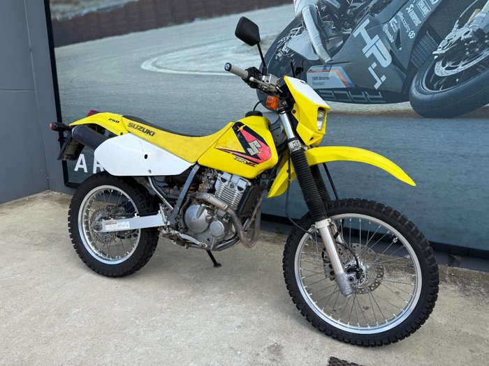 2004 Suzuki DR-Z250 Yellow