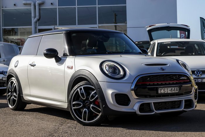 2017 MINI Hatch