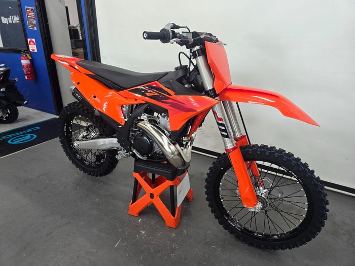 2027 Ktm 300 SX Orange