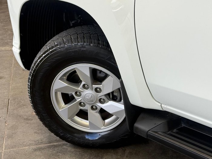 2023 Mitsubishi Triton GLX+