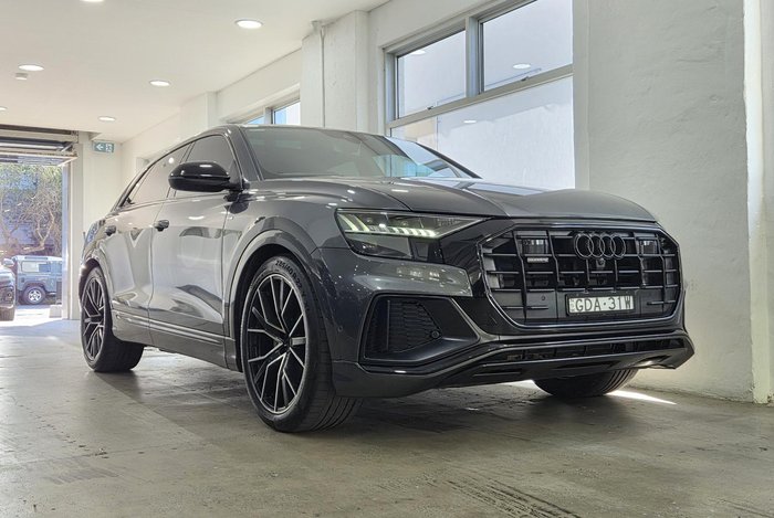 2023 Audi Q8