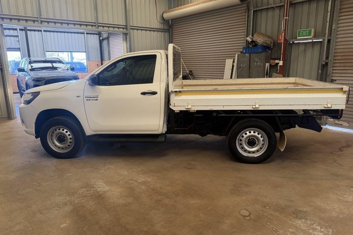 2018 Toyota Hilux SR
