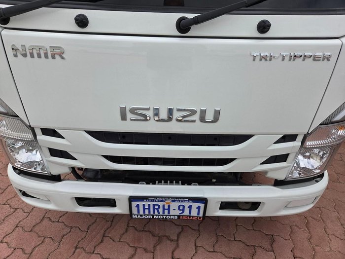 2022 Isuzu Nmr60-150 Amt 3 Way Tipper