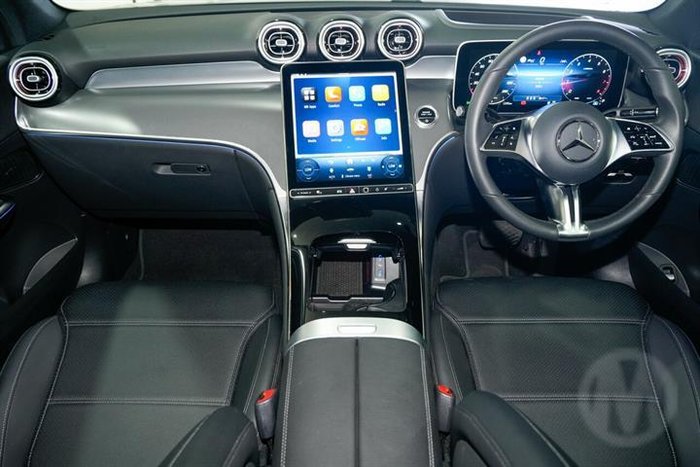 2025 Mercedes-Benz GLC-Class GLC200