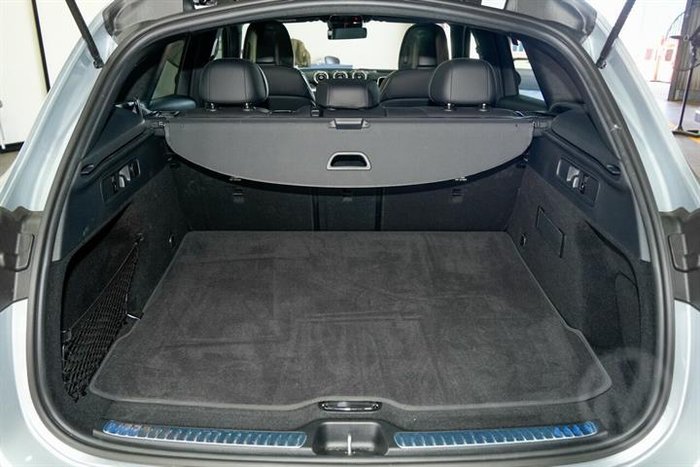 2025 Mercedes-Benz GLC-Class GLC200