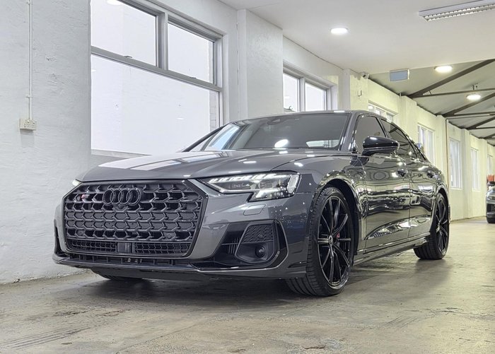 2023 Audi S8