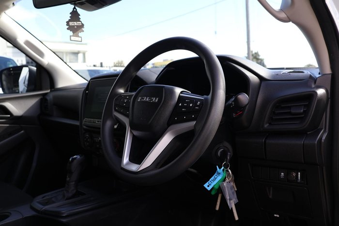 2021 Isuzu D-MAX 13