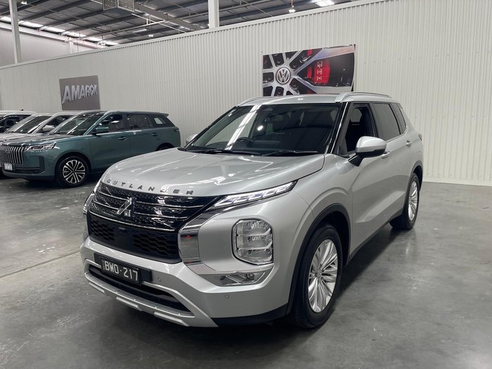 2021 Mitsubishi Outlander LS