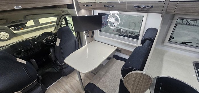 2023 Avan Ovation M3