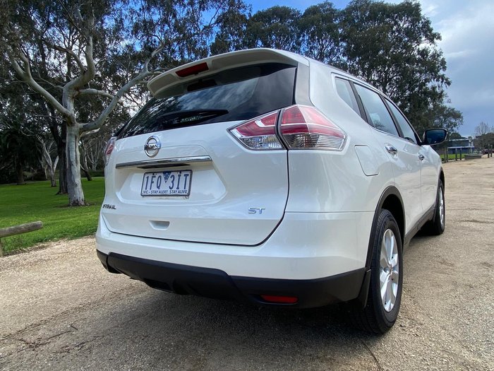 2015 Nissan X-TRAIL ST