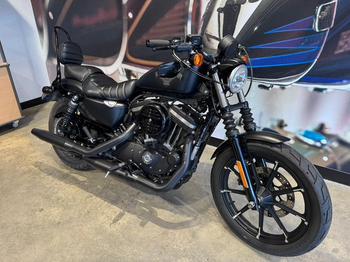 2017 Harley-Davidson Iron 883 (XL883N)