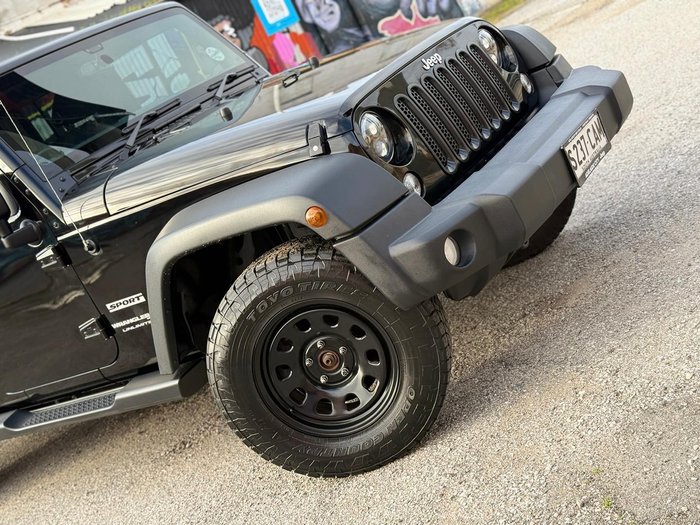 2017 Jeep Wrangler Unlimited Sport