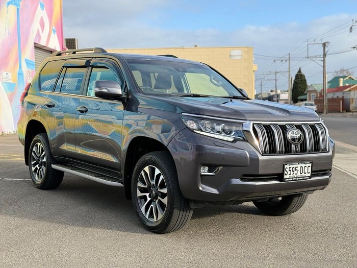 2022 Toyota Landcruiser Prado VX