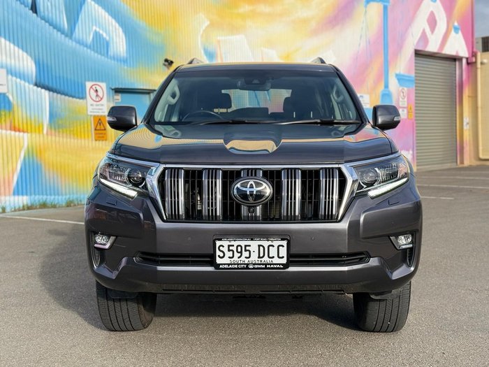 2022 Toyota Landcruiser Prado VX