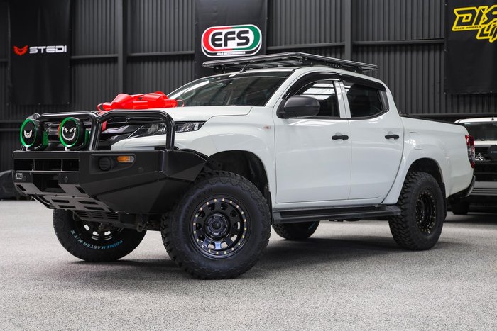 2023 Mitsubishi Triton GLX