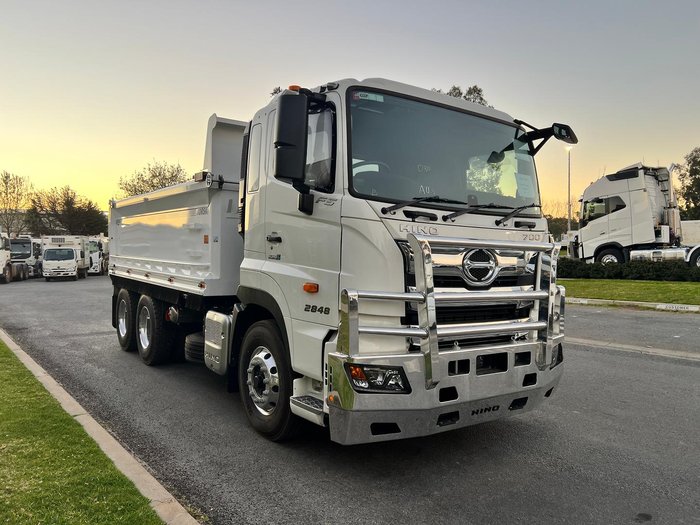 2025 Hino 700 Series