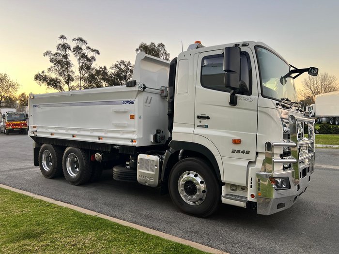 2025 Hino 700 Series